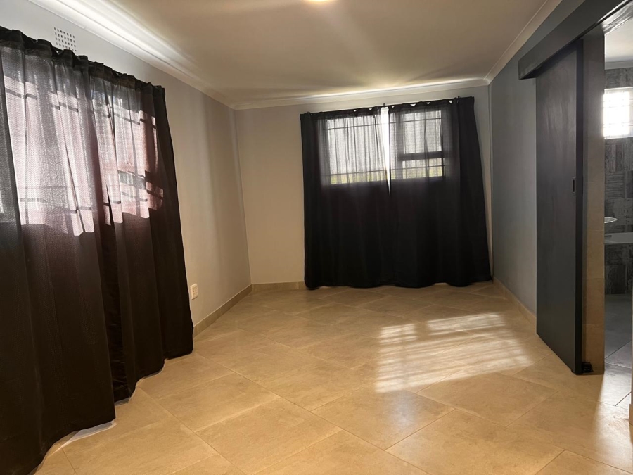 4 Bedroom Property for Sale in Cambridge West Eastern Cape